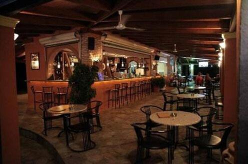 Hellens Village Almiros Beach Bagian luar foto