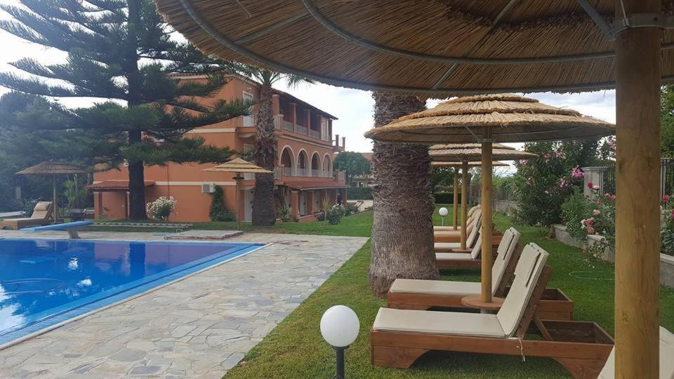 Hellens Village Almiros Beach Bagian luar foto