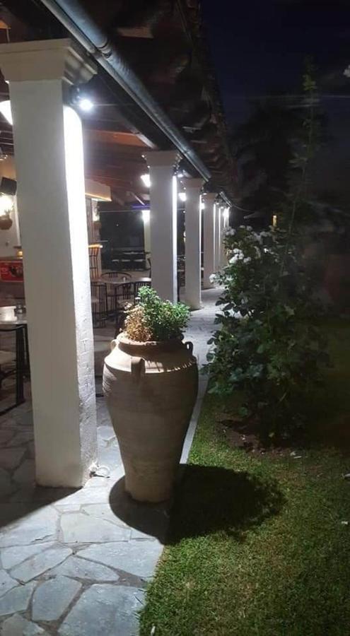 Hellens Village Almiros Beach Bagian luar foto